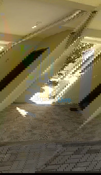 Casa para aluguel de temporada em Bombinhas (Mariscal)