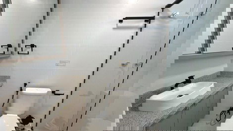 Apartamento con 2 suites para 6 personas, muy cerca de la playa – excelente ubicación.