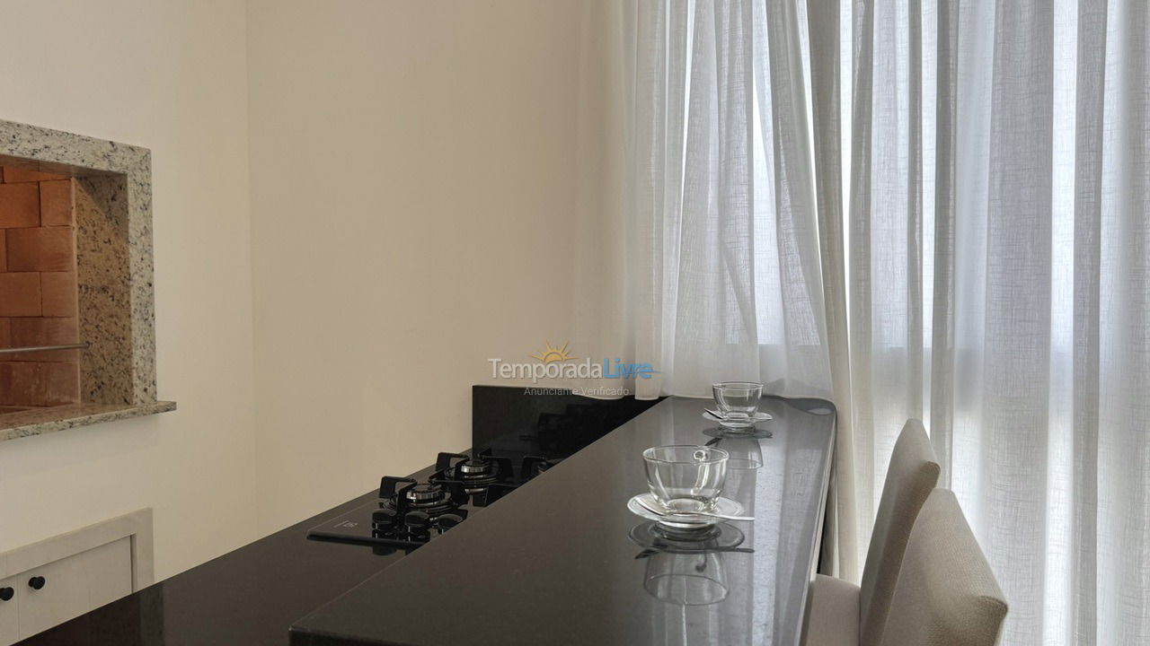 Casa para alquiler de vacaciones em Bombinhas (Praia de Bombas)