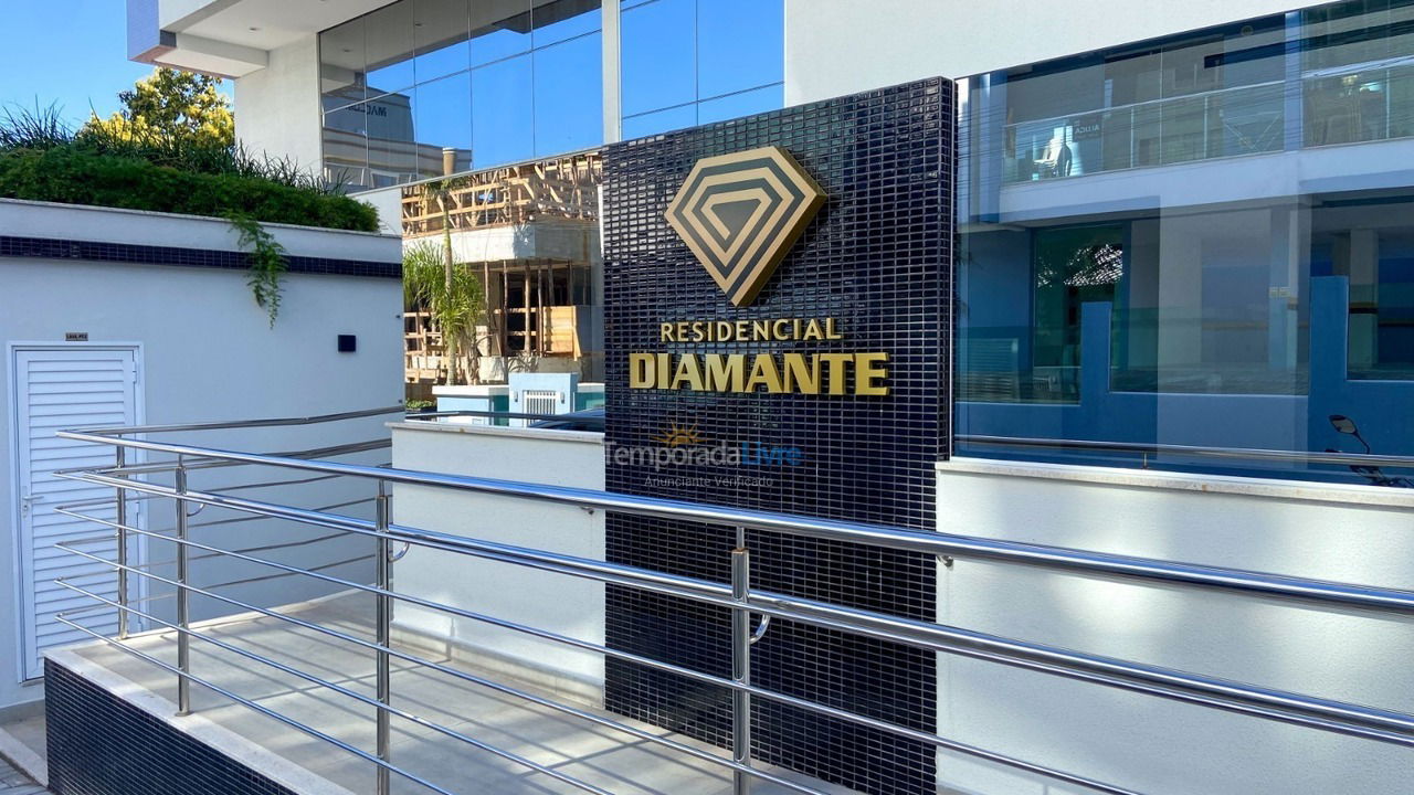 Casa para alquiler de vacaciones em Bombinhas (Praia de Bombas)