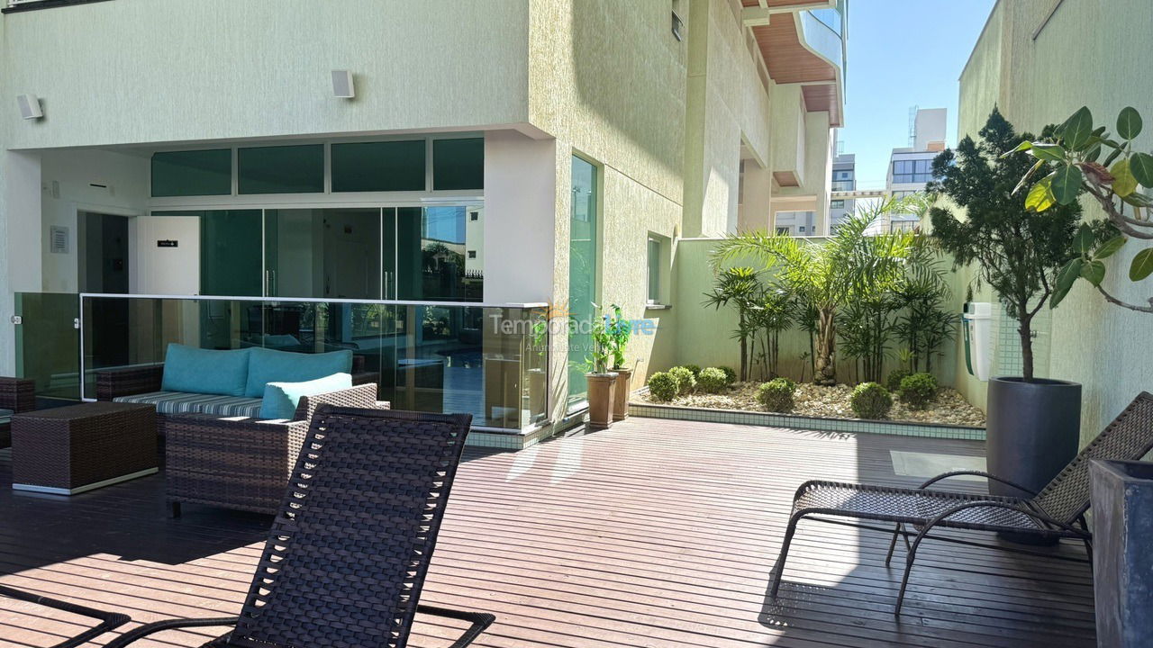 Apartment for vacation rental in Bombinhas (Praia de Bombas)