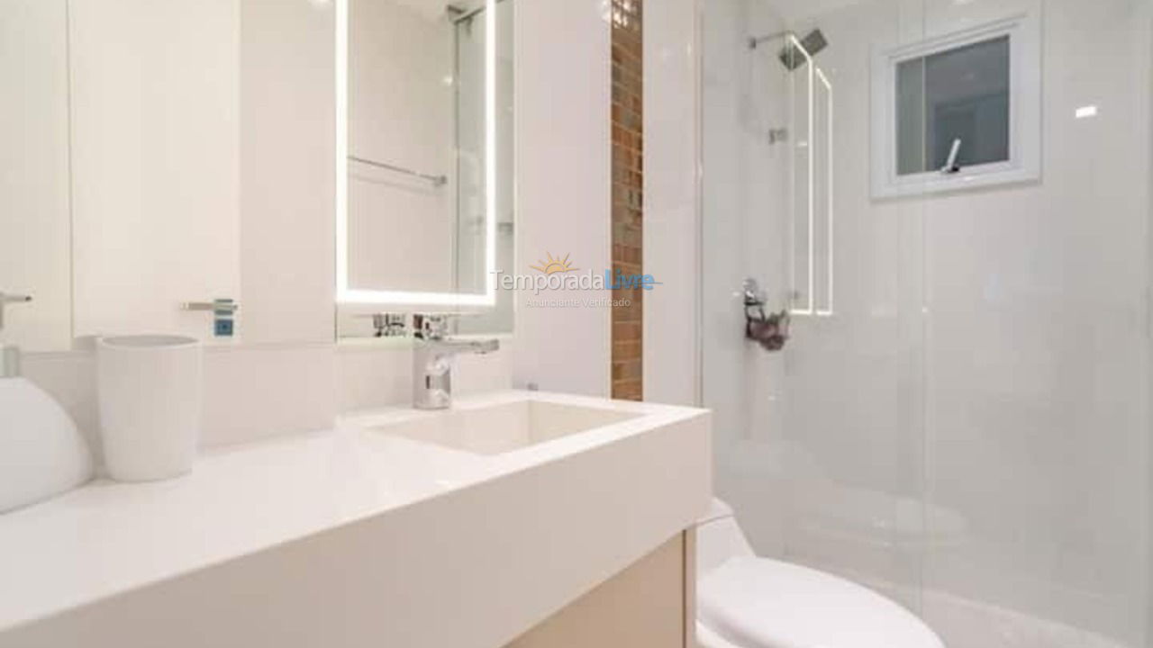 Apartment for vacation rental in Bombinhas (Praia de Bombas)