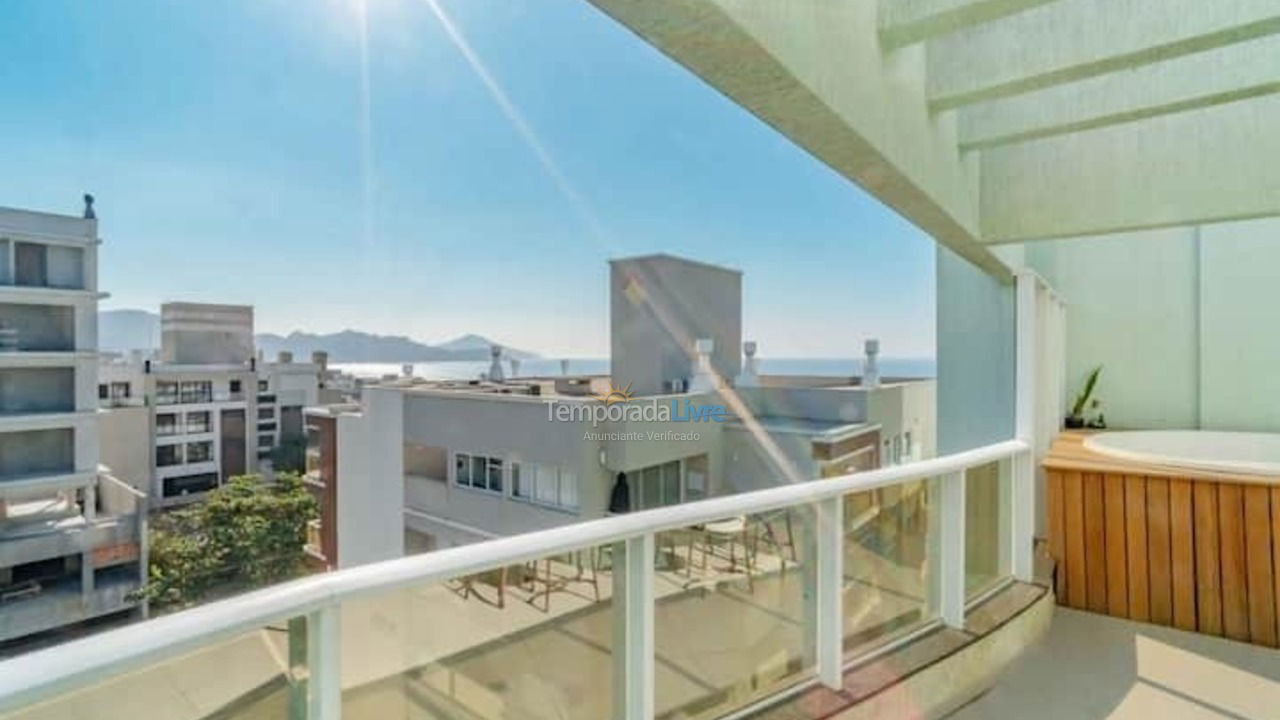 Apartment for vacation rental in Bombinhas (Praia de Bombas)