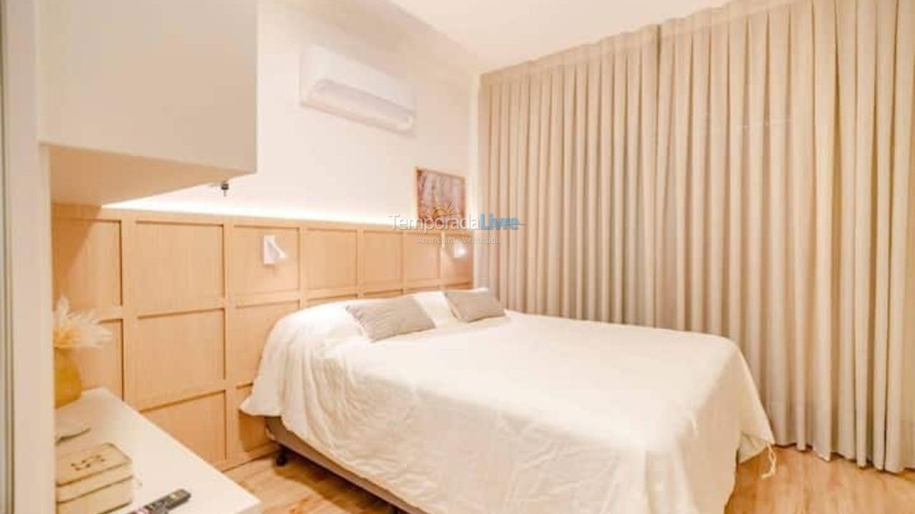 Apartment for vacation rental in Bombinhas (Praia de Bombas)