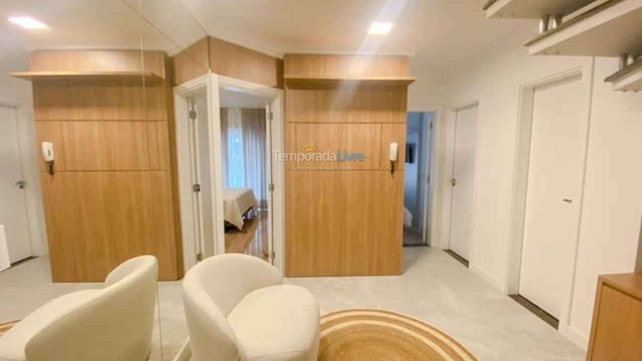 Apartment for vacation rental in Bombinhas (Praia de Bombas)