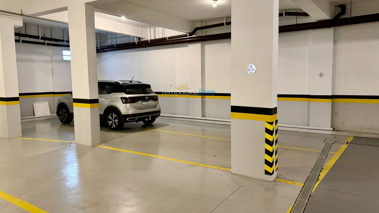 Apartamento para aluguel de temporada em Balneário Camboriú (Praia Central)