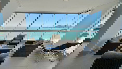 Luxo Frente-Mar na Av. Atlântica • 4 Suítes • Vista Total da Orla