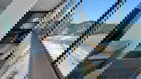 Luxo Frente-Mar na Av. Atlântica • 4 Suítes • Vista Total da Orla