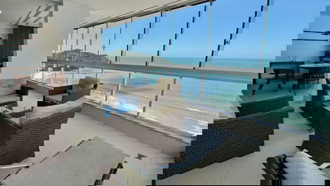 Luxo Frente-Mar na Av. Atlântica • 4 Suítes • Vista Total da Orla