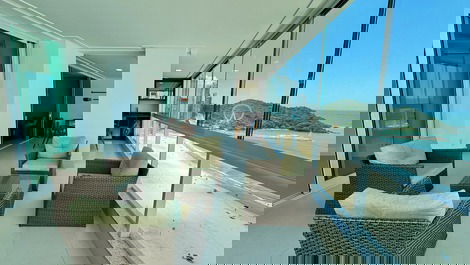 Luxo Frente-Mar na Av. Atlântica • 4 Suítes • Vista Total da Orla