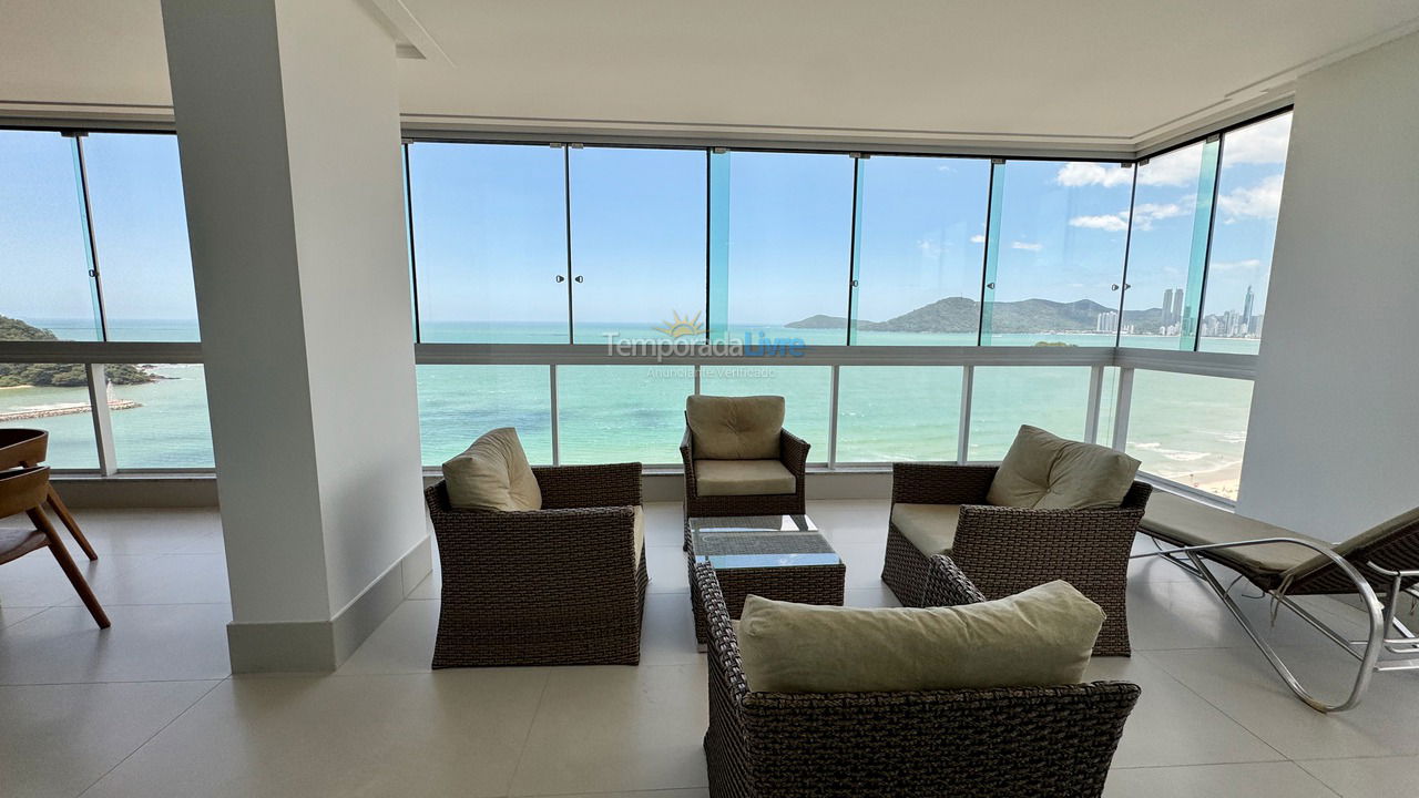 Apartamento para aluguel de temporada em Balneário Camboriú (Praia Central)