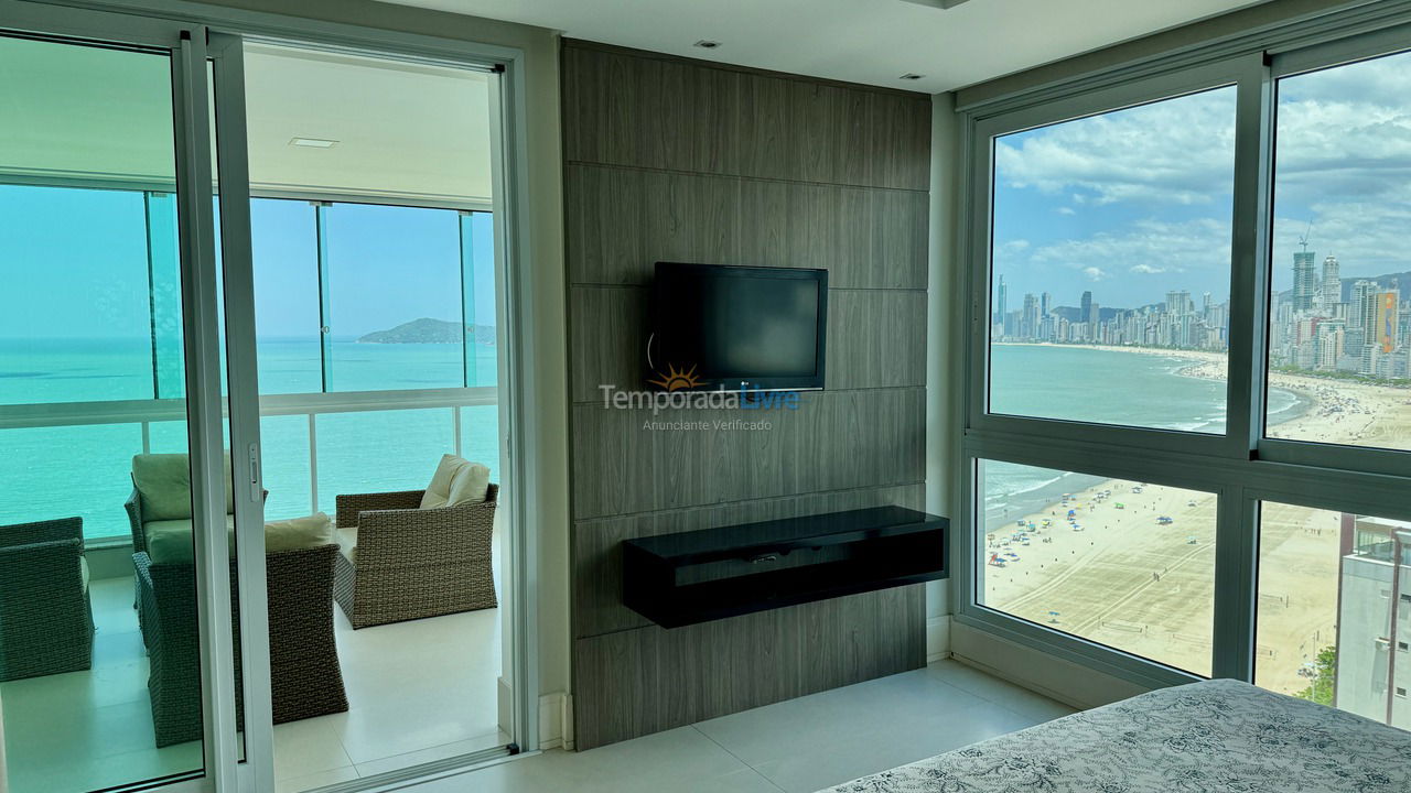 Apartamento para aluguel de temporada em Balneário Camboriú (Praia Central)
