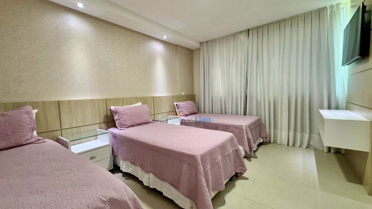 Apartamento para aluguel de temporada em Balneário Camboriú (Praia Central)