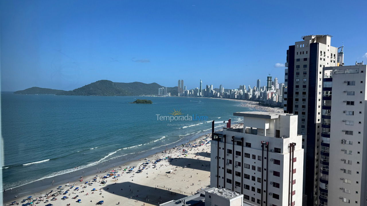 Apartamento para aluguel de temporada em Balneário Camboriú (Praia Central)
