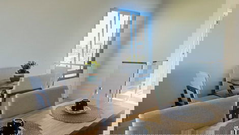 NEW - Mariscal - Duplex penthouse with 3 suites. Furniture being finalized. Available from December.