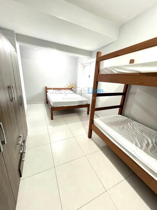 Apartment for vacation rental in Bombinhas (Canto Grande)