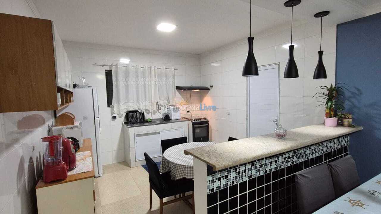 Casa para alquiler de vacaciones em Guarujá (Praia do Pernambuco)