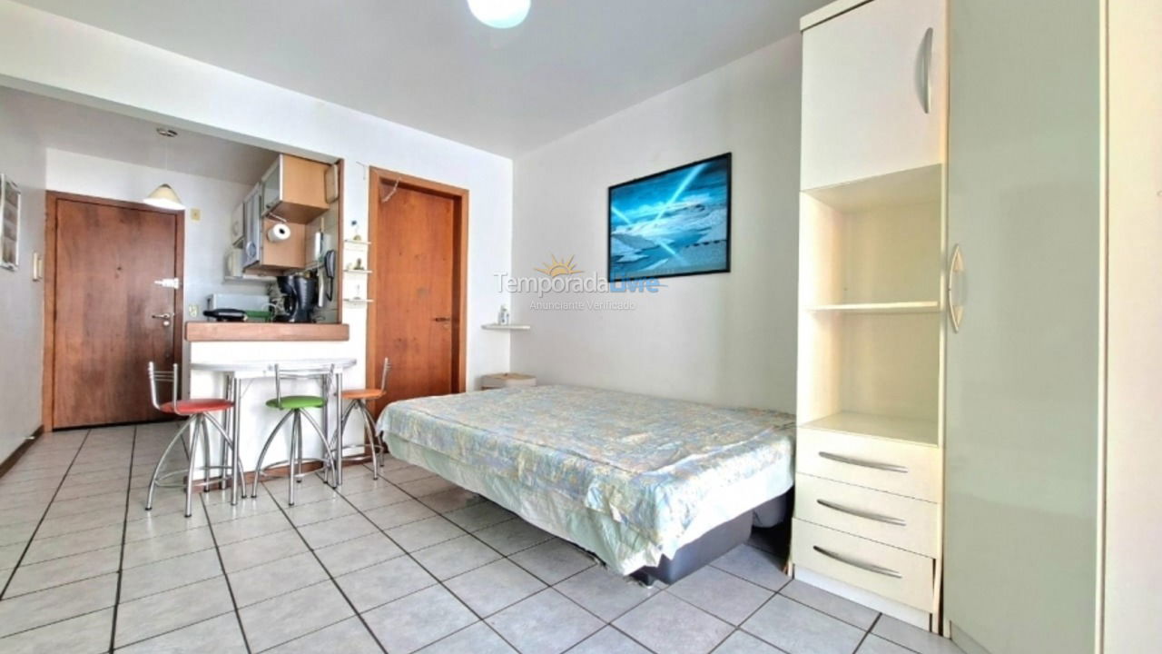 Apartamento para aluguel de temporada em Florianopolis (Canasvieiras)