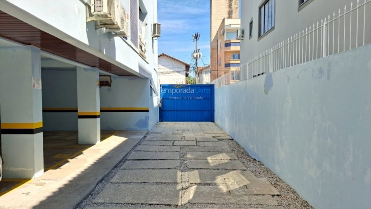 Apartamento para aluguel de temporada em Florianopolis (Canasvieiras)
