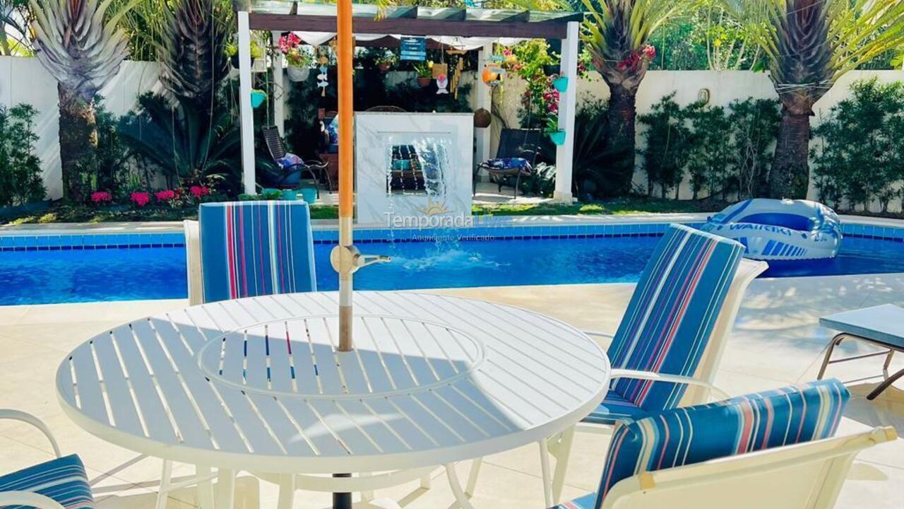 Casa para aluguel de temporada em Florianopolis (Jurerê Internacional)