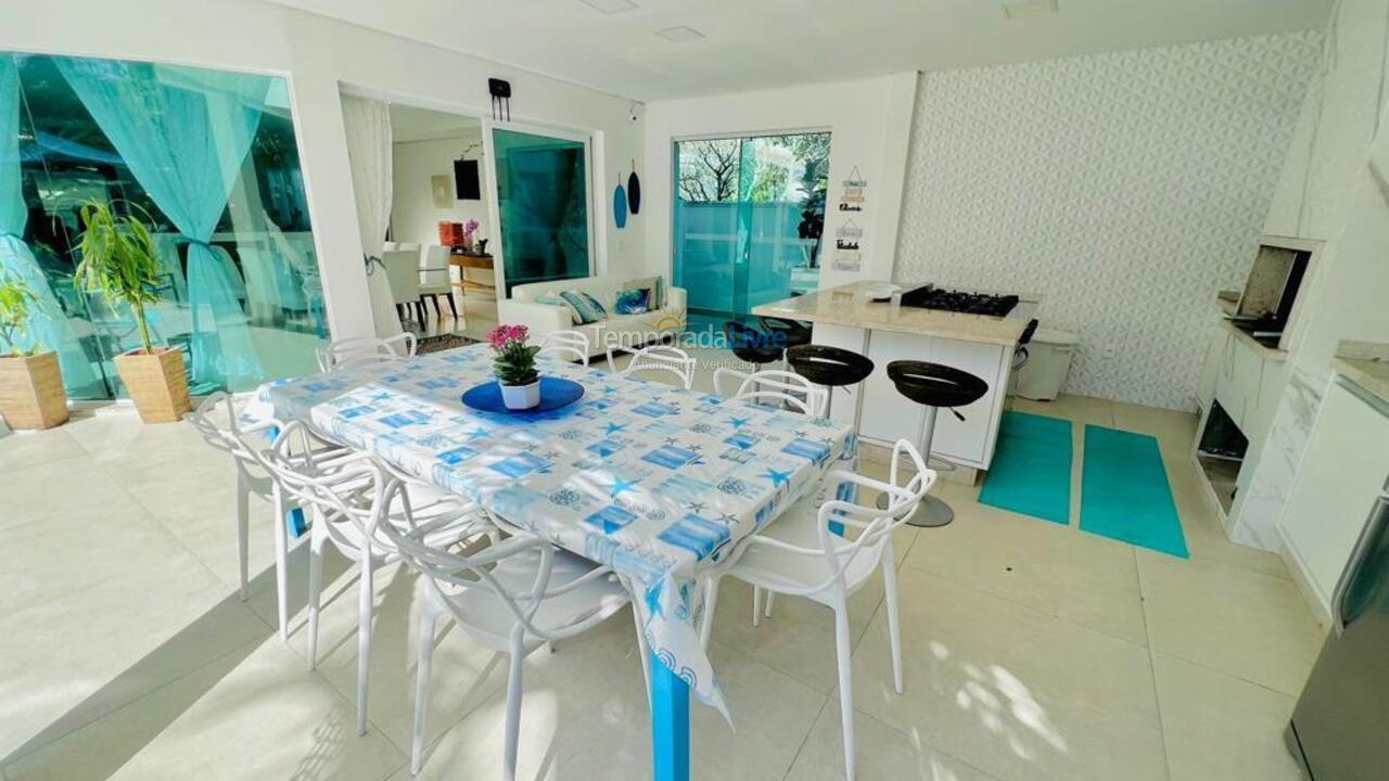 Casa para aluguel de temporada em Florianopolis (Jurerê Internacional)