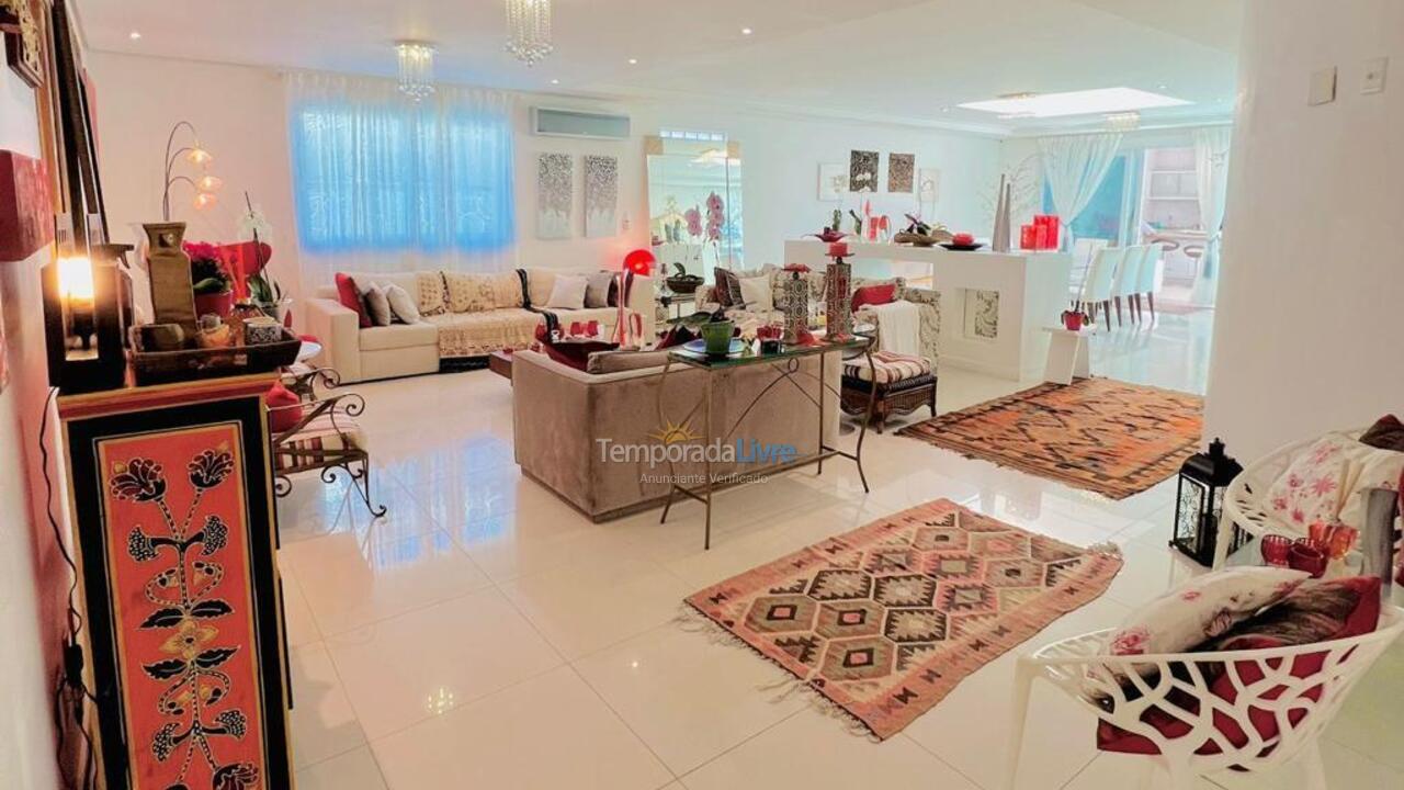 Casa para aluguel de temporada em Florianopolis (Jurerê Internacional)