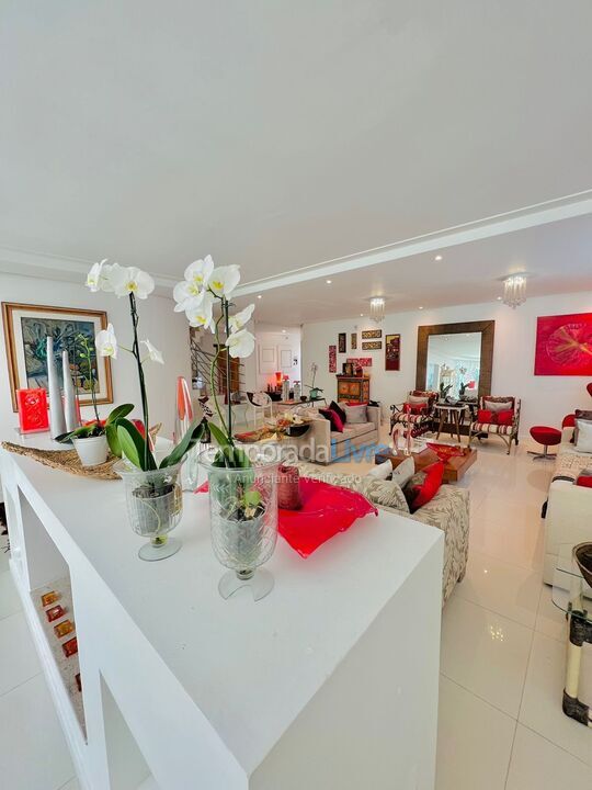 Casa para aluguel de temporada em Florianopolis (Jurerê Internacional)