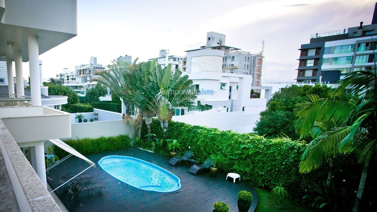 Casa para aluguel de temporada em Florianopolis (Jurerê Internacional)