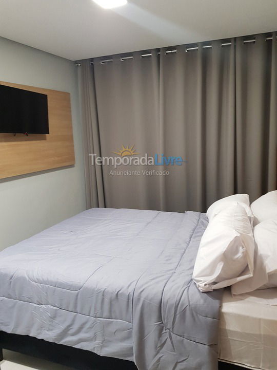 Apartamento para aluguel de temporada em Praia Grande (Praia do Caiçara)