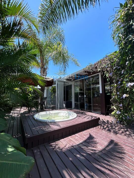 Casa para aluguel de temporada em Bombinhas (Mariscal)