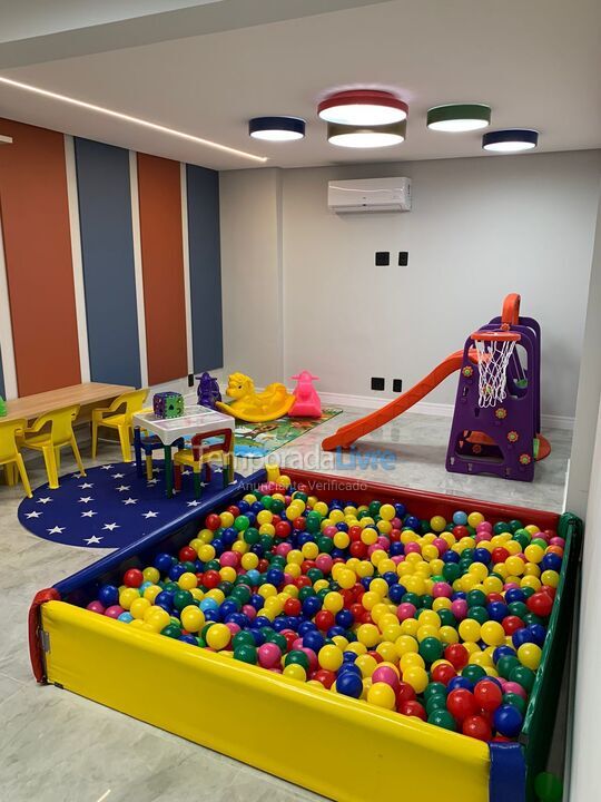 Apartamento para aluguel de temporada em Praia Grande (Praia do Caiçara)