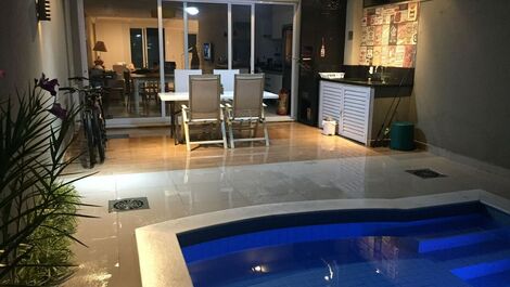 Beautiful townhouse available for rent.