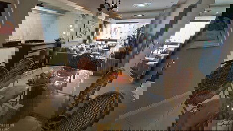 Vacation Rental: 2 Bedrooms, 70 meters from the beach, Balneario Camboriu