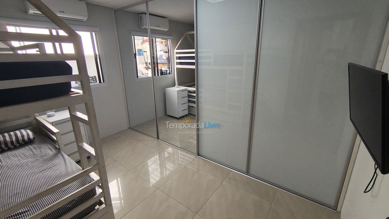 Apartment for vacation rental in Balneário Camboriú (Centro)