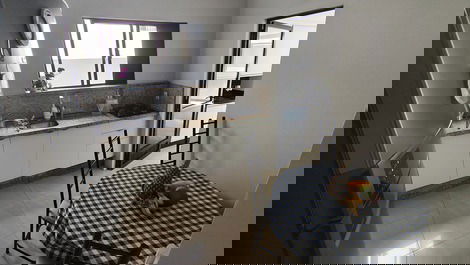 Vacation Rental, 3 Bedrooms, 150 meters from the sea, Balneario Camboriu