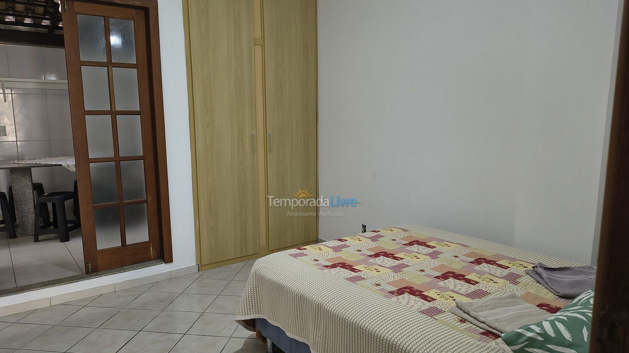 Apartment for vacation rental in Guarapari (Praia do Morro)