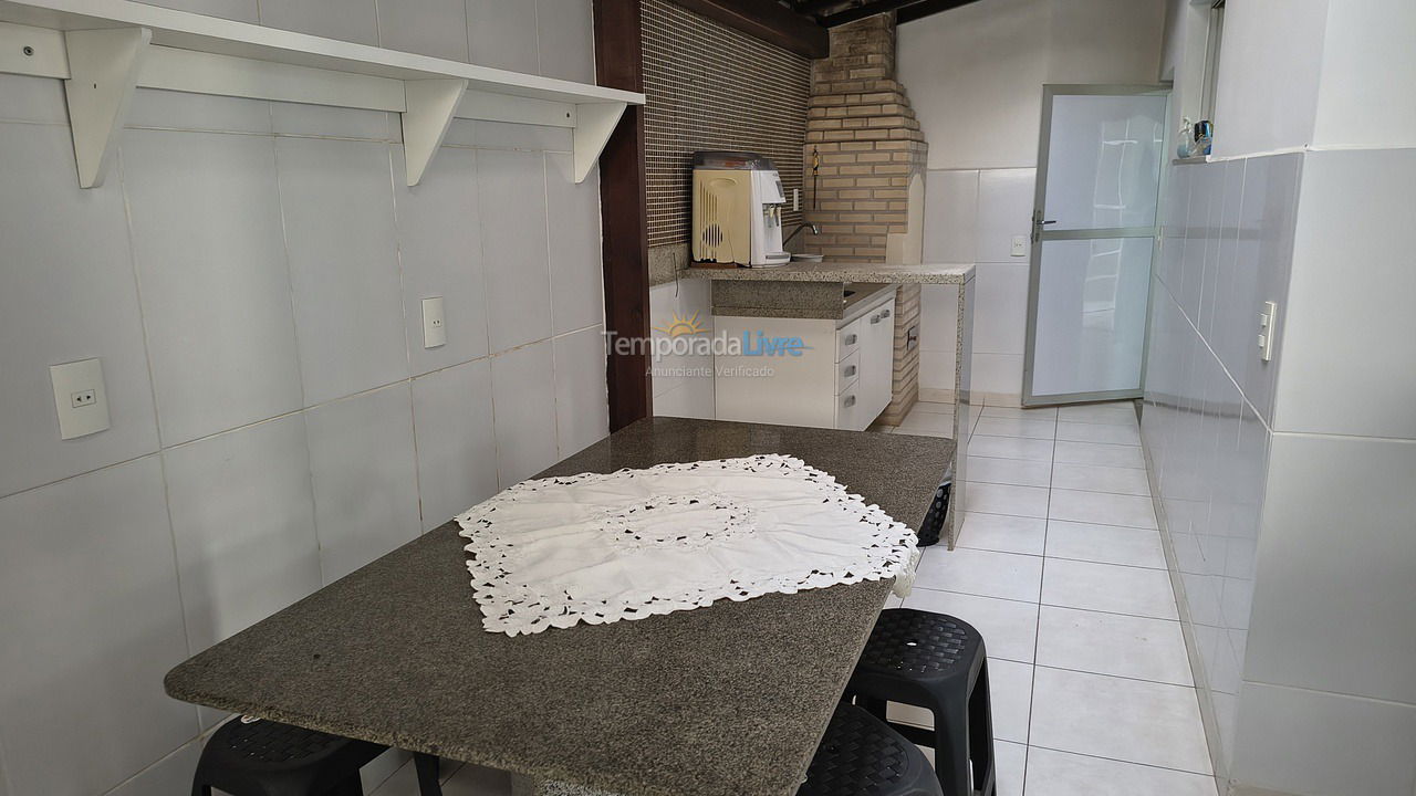 Apartment for vacation rental in Guarapari (Praia do Morro)