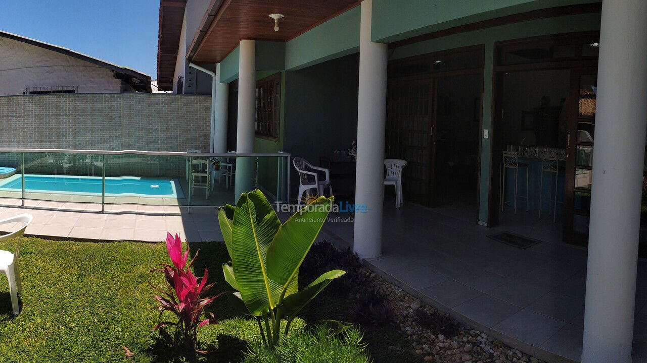 Casa para alquiler de vacaciones em Florianopolis (Canasvieiras)