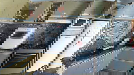 GRAN CASA PARA FAMILIA CON PISCINA CERCA DE LA PLAYA BUEN PRECIO