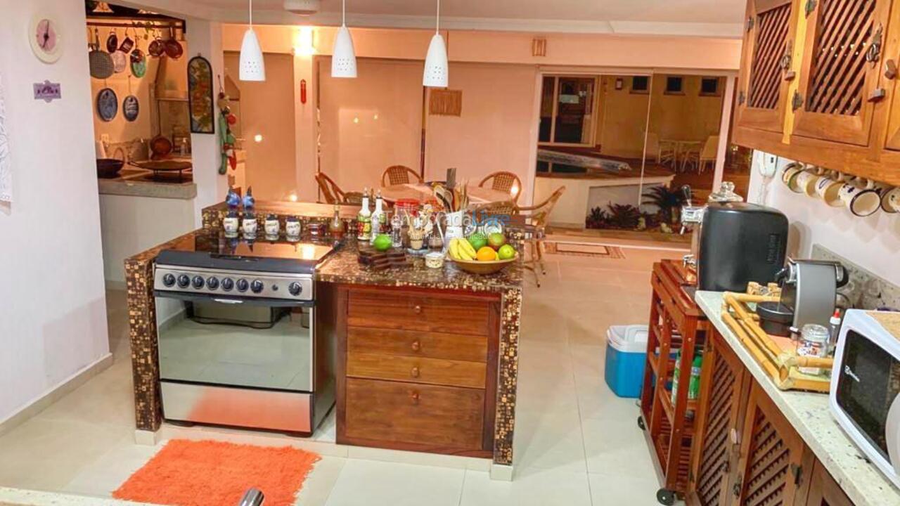 Casa para aluguel de temporada em Ilhabela (Perequê)