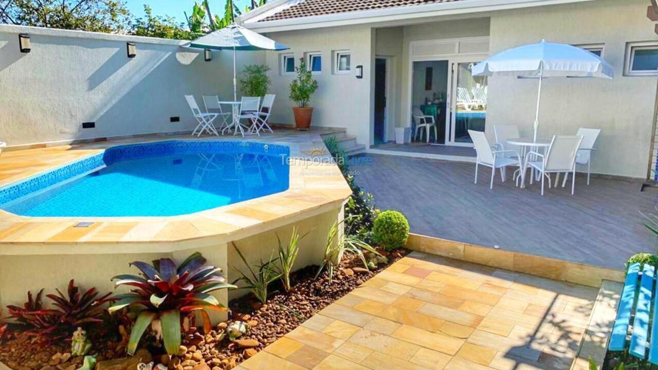 Casa para aluguel de temporada em Ilhabela (Perequê)