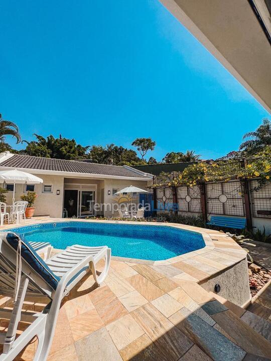 Casa para aluguel de temporada em Ilhabela (Perequê)