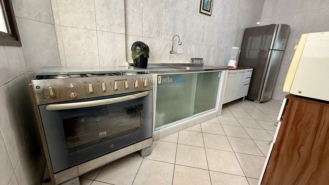 Apartamento para aluguel de temporada em Praia Grande (Vila Mirim)