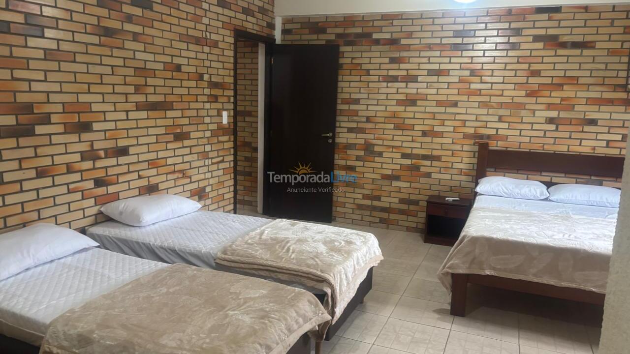 Casa para alquiler de vacaciones em Itapoá (Balneário das Palmeiras)