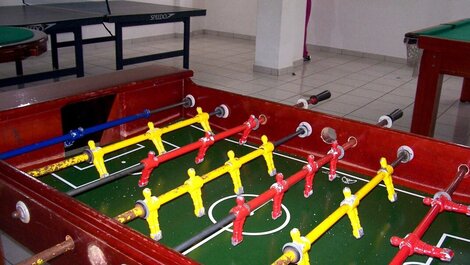 M063 - Apto Aconchegante | Vista Lateral | Piscina