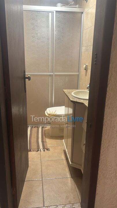 Casa para alquiler de vacaciones em Itapoá (Balneário das Palmeiras)