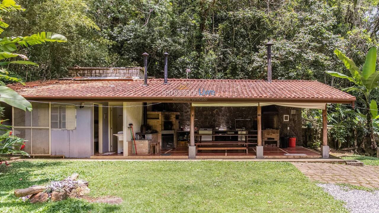 Casa para alquiler de vacaciones em Ubatuba (Praia do Lázaro)