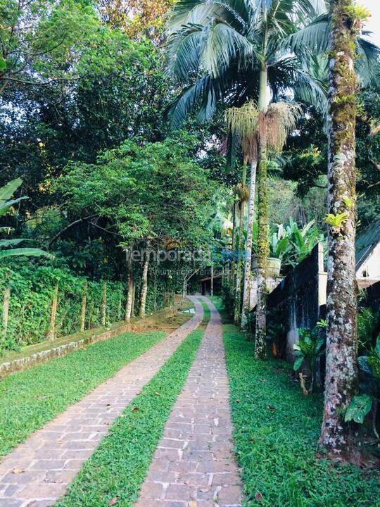 Casa para alquiler de vacaciones em Ubatuba (Praia do Lázaro)