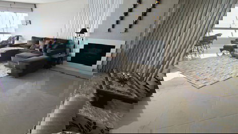 Oceanfront Seas Tower, 3 Suites, 2 Private Parking Spaces