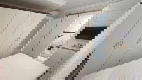 Oceanfront Seas Tower, 3 Suites, 2 Private Parking Spaces